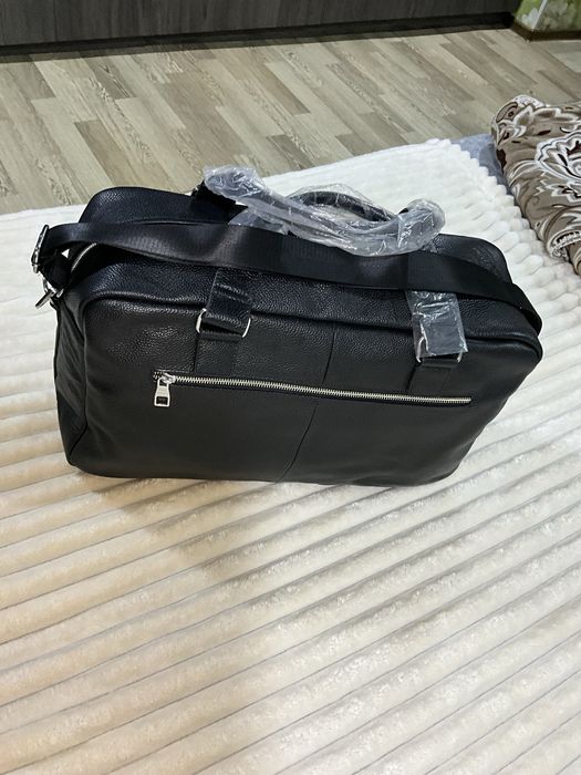 Кожаная спортивная сумка