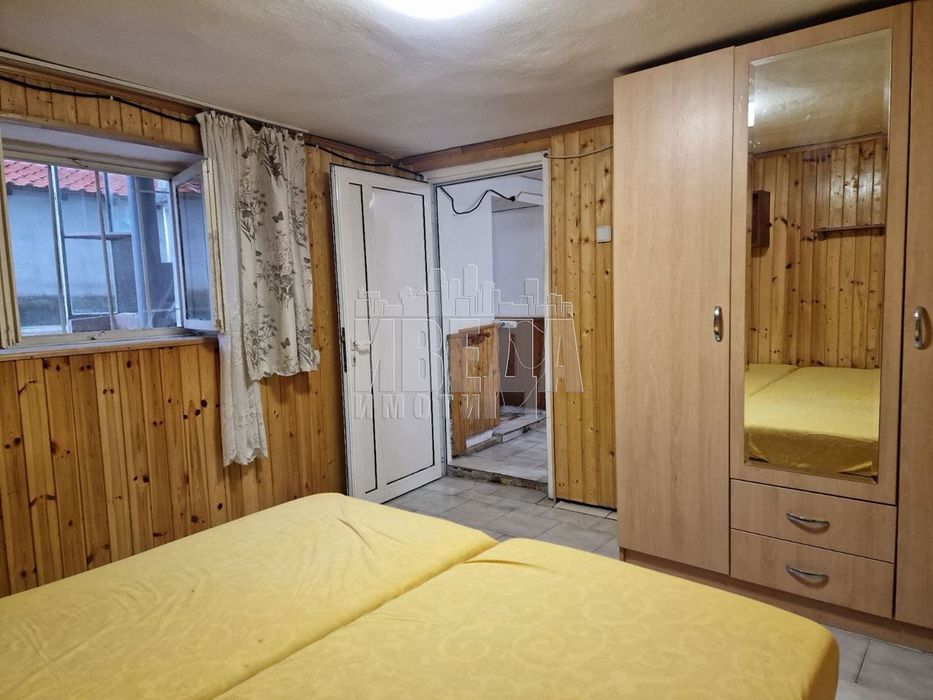 Продава се Тристаен апартамент в Варна, Цветен квартал - 100 кв.м за 1100 €/кв.м - Снимка #5