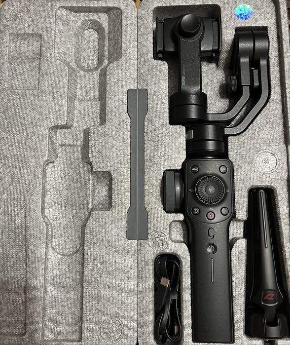 Стедикам  Zhiyun Smooth 4