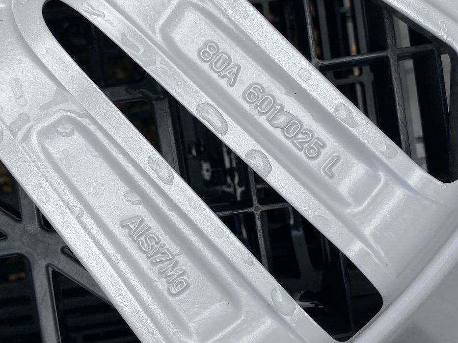 20 цола 5 х 112 мм Ауди , Audi Q 5 , Q 3 , A 4 , A 6