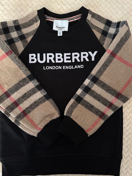 Дрехи 4-5 години ,нови