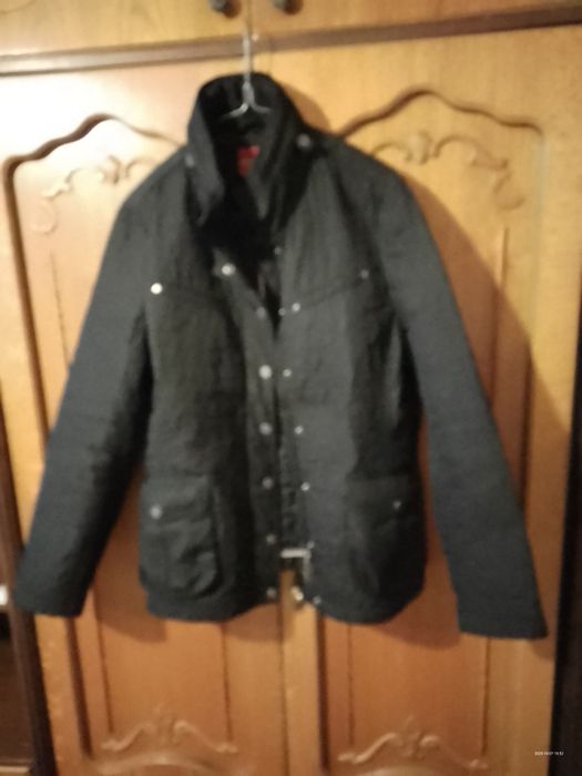 Jacheta subțire de fas