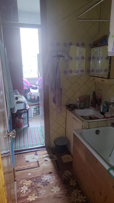 Чиланзар 18 3 комнаты 2 этаж