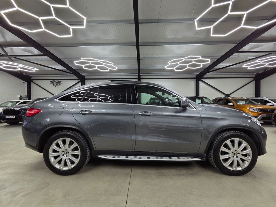Mercedes-Benz GLE Unic proprietar/Panoramic/Ventilatie/Keyless/Service complet