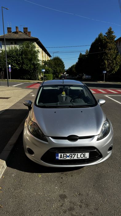 FORD Fiesta 2010 — imagine 1