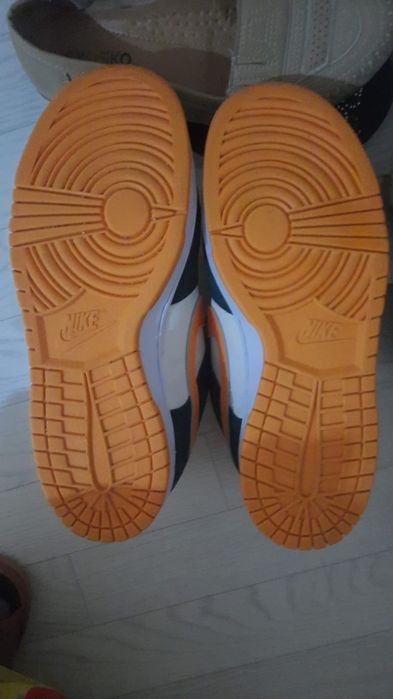 Кроссовки найк адидас