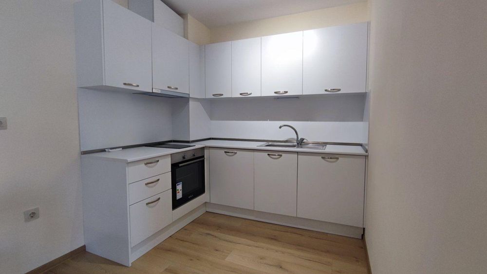 Продава се Двустаен апартамент в Варна, Аспарухово - 106 кв.м за 1416 €/кв.м - Снимка #3