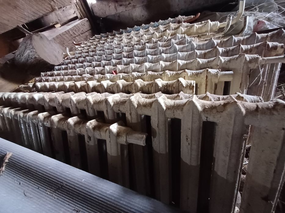 Батарея чугун отличное состояние