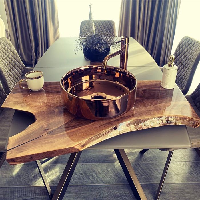 Плот за баня  огледало за баня с дървен мотив