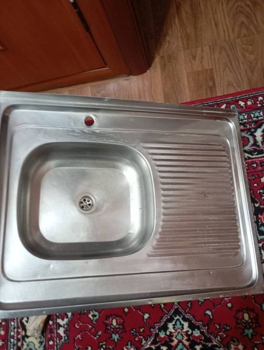 Мойка на кухню продам