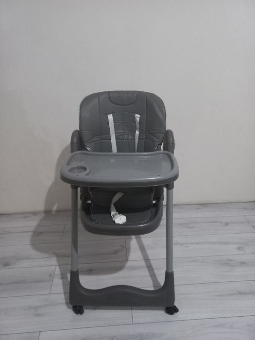 продам детский стулик для кармление малиша