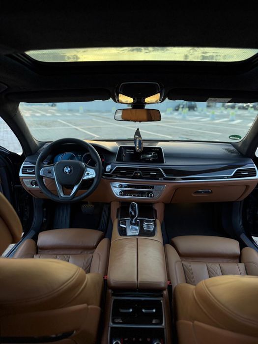 BMW 7 Series 2017 — imagine 5