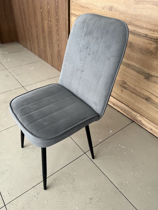 Стул мягкий велюровый в отличном состоянии