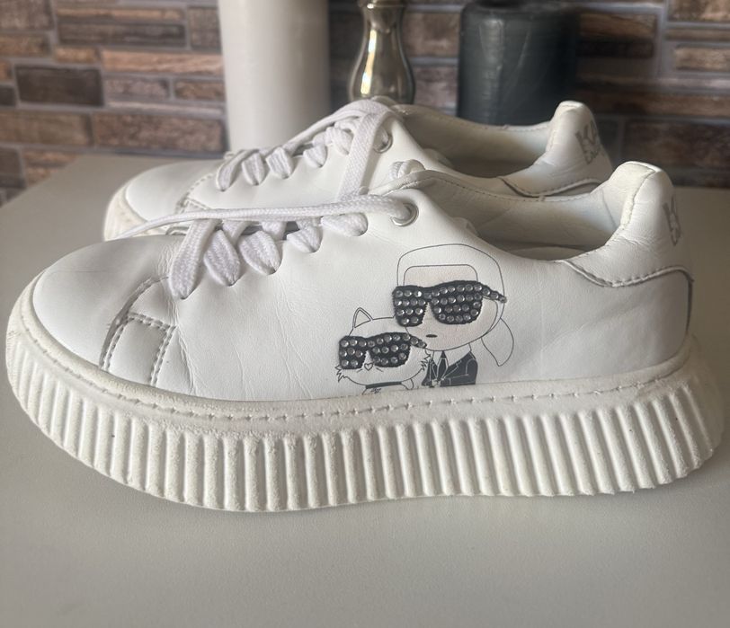 Детски маратонки ест.кожа Karl Lagerfeld 33 номер и Zara 34 номер