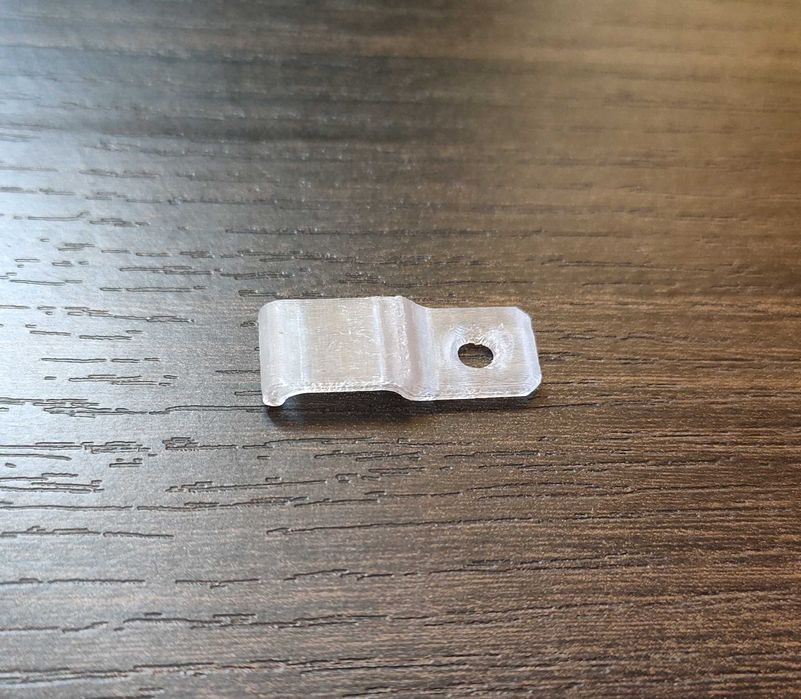 Клипсове /скоби/ за 10мм LED лента 12бр