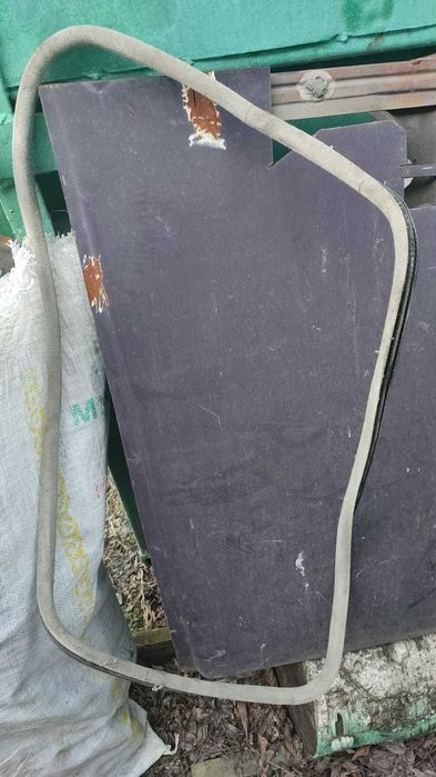 продам крышку багажника  бмв е 36