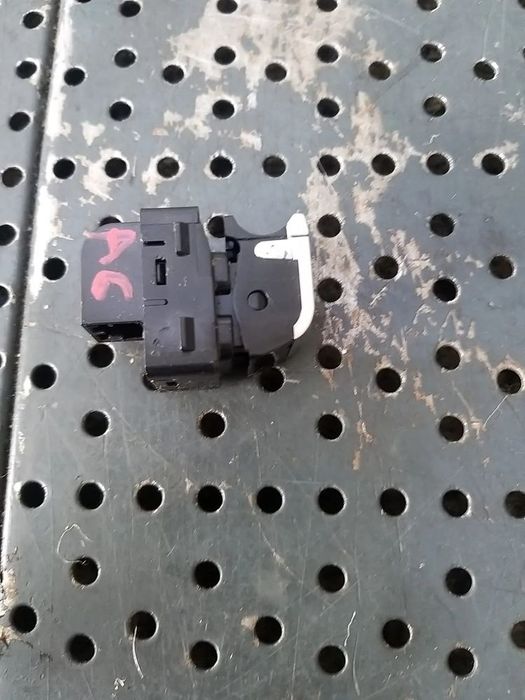 Buton geam electric stanga spate audi a6 c8 4k 4k0959855a