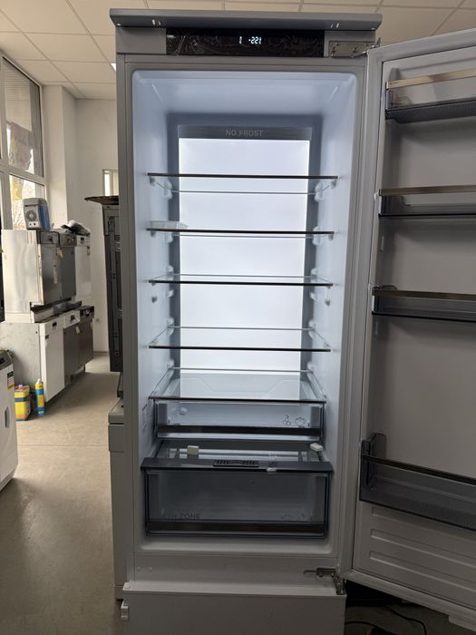 Нов!!! хладилник с фризер за вграждане  Inventum IKV1947S