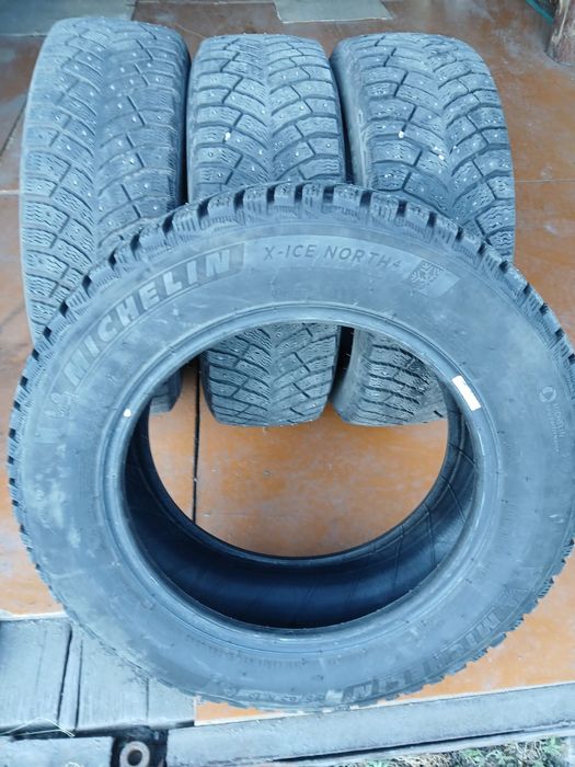 Продам зимние балоны Мишлен