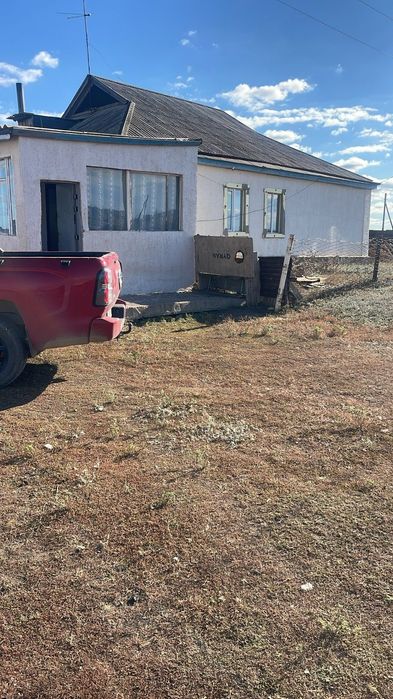 19 соттық жері бар Үй сатамын.