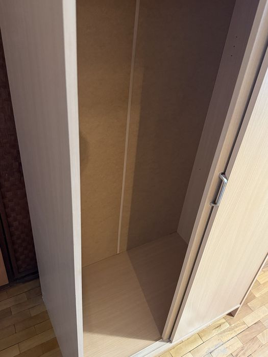 Гардераб, компактен с две плъзгащи врати