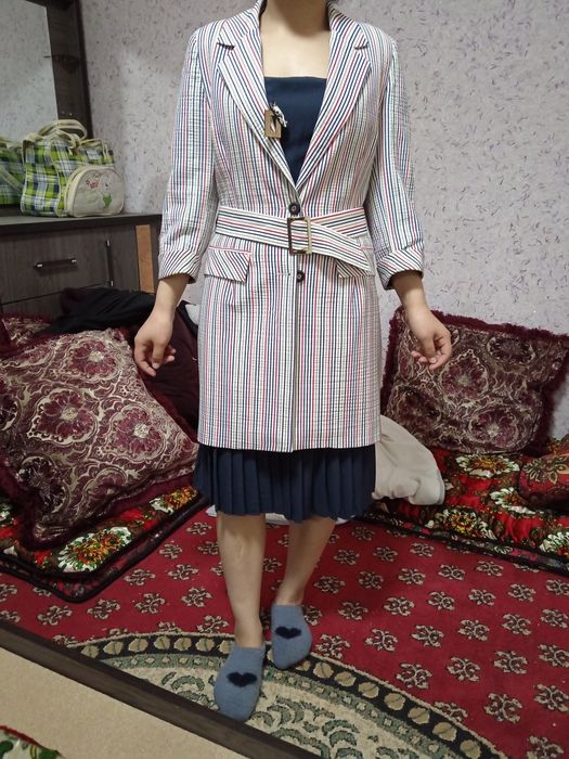 Dvoyka. Kostyum koyne turkiya SANDROM brendi 36 razmer