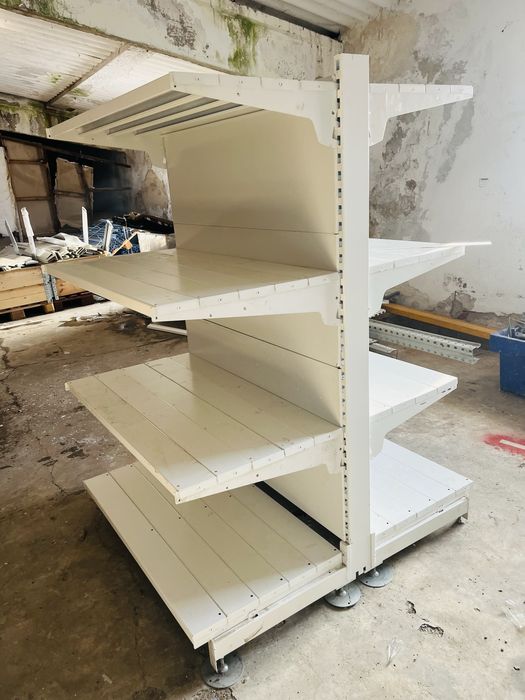 Rafturi metalice de magazin