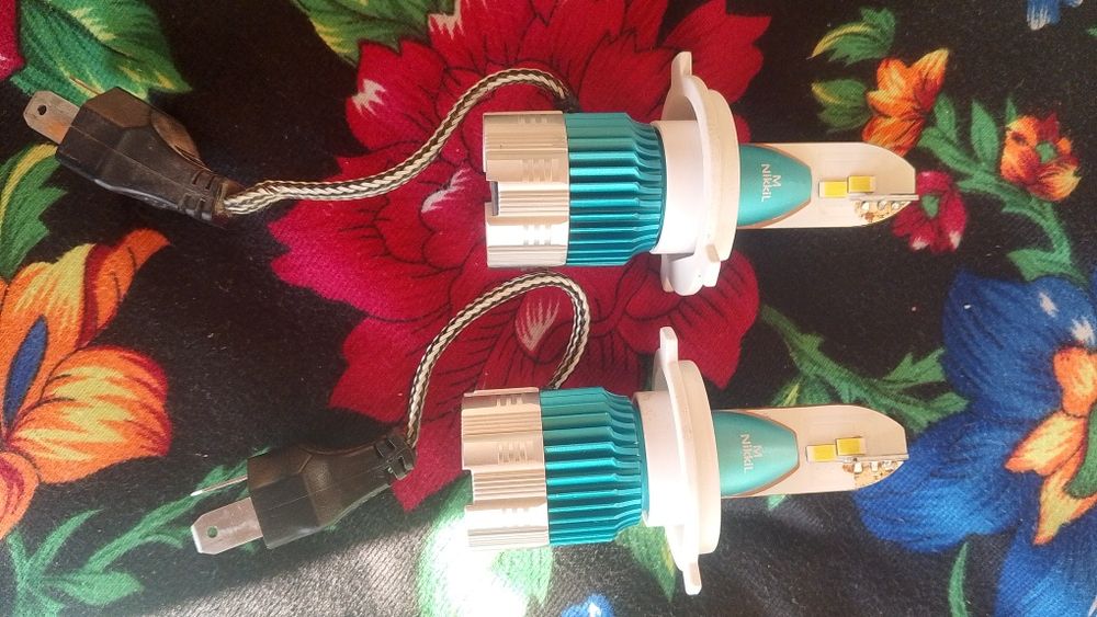 Led fara MI2 avtomobil uchun