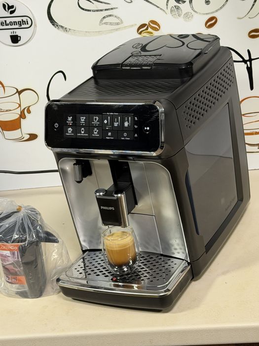 Кафемашина кафе автомат Philips EP3246 с гаранция