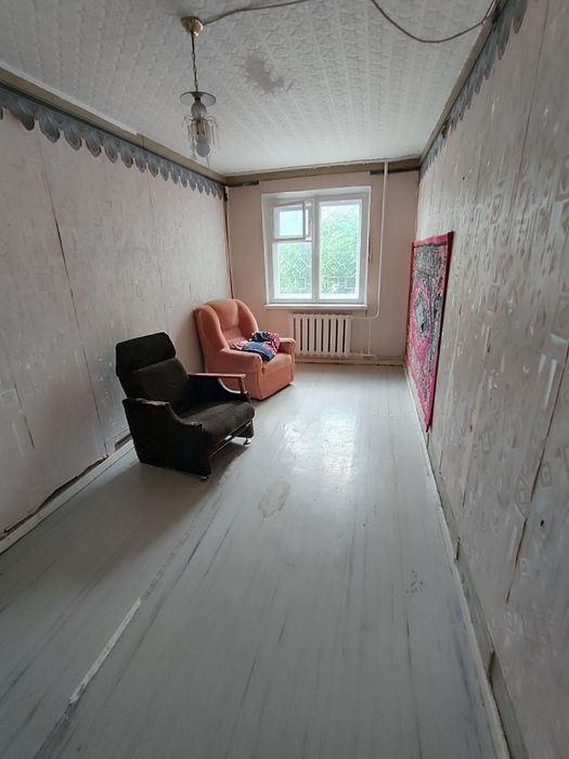 Продается 3-комн (4-23, 1 эт)