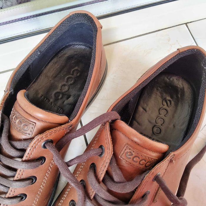 Продавам мъжки обувки