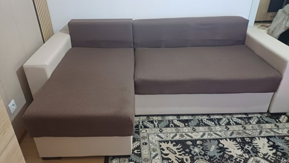 Vand canapea tip coltar