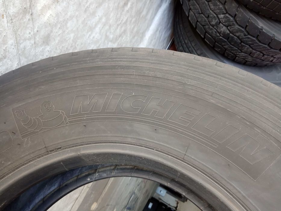 1 тежкотоварна гума 305/70R19.5 Michelin XZE2+ 147/145M M+S Germany