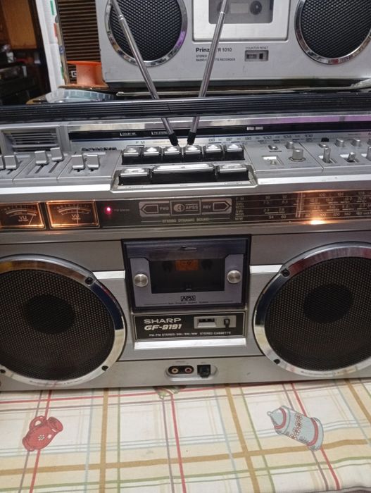 Radio caset Sharp gf 9191