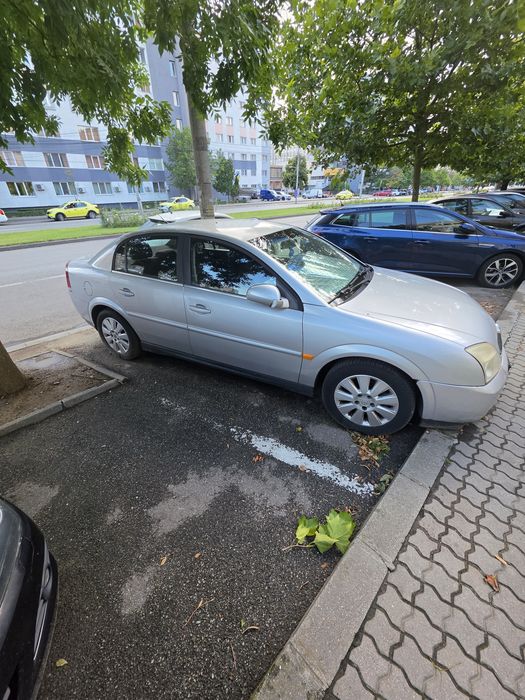 Autoturism Opel Vectra