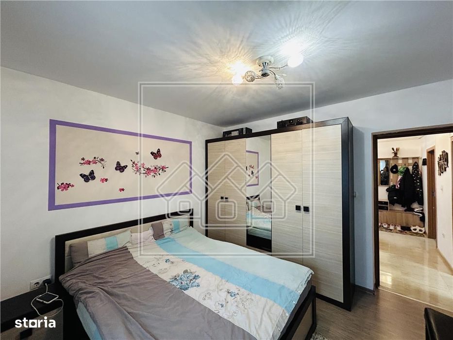 Ap spatios, mobilat si utilat, 3 camere, 2 balcoane, 2 parcari
