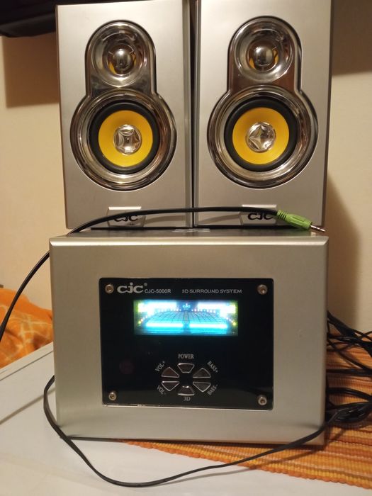De vânzare sistem audio  2in 1 și radio
