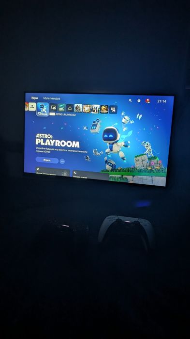 Playstation 5 825гб +2 геймпада+игры