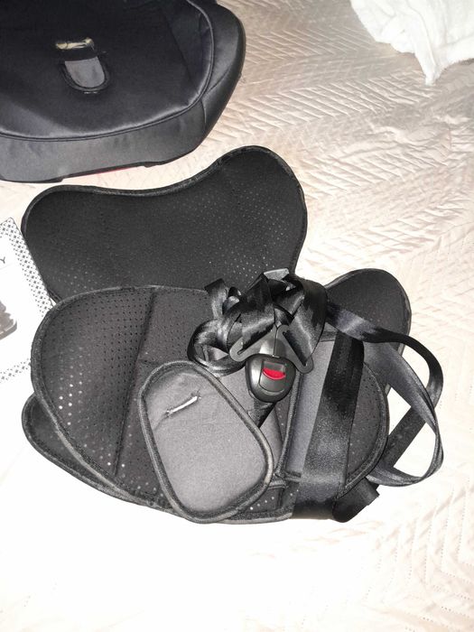 Стол за кола с  IsoFix от 9 до 36 килограма