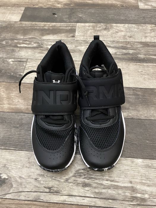 Adidasi Under Armour