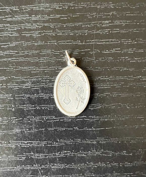 Medalion catolic Fecioara de la Fatima – Import Italia, metal argintat