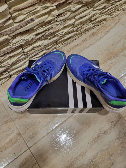 Оригинални Нови мъжки маратонки  Adidas