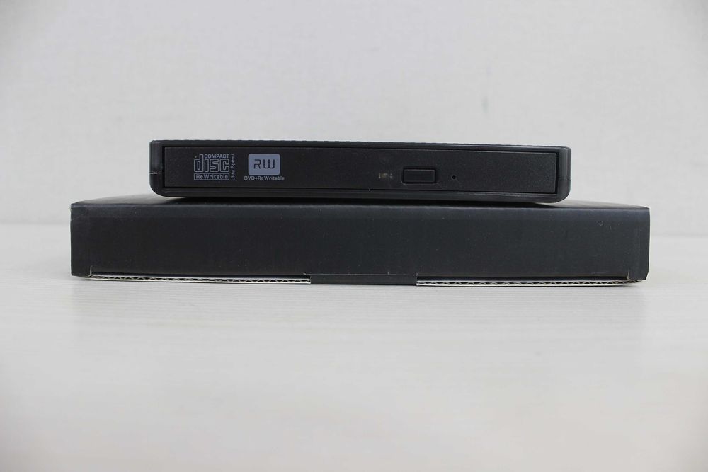 Внешний привод для CD/DVD дисков