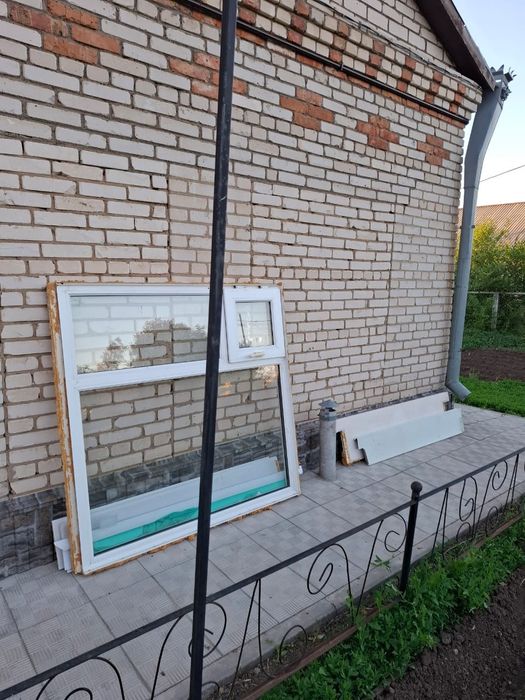 Продам окно пластиковое
