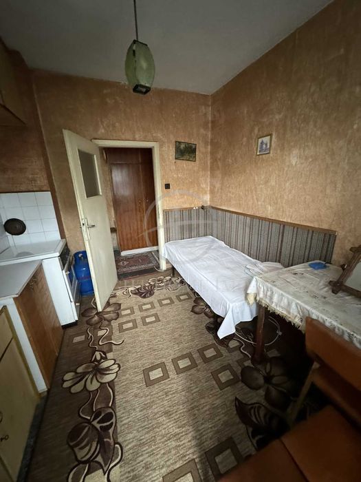 Продава се Двустаен апартамент в Пловдив, Христо Смирненски - 65 кв.м за 1114 €/кв.м - Снимка #4