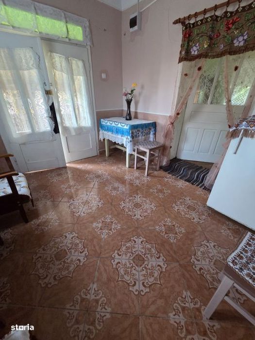 Casa de vanzare in satul Corni, comuna Bicaz