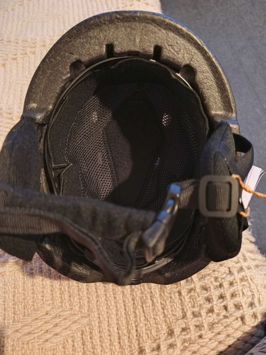 Чисто нова детска ски каска Намалена