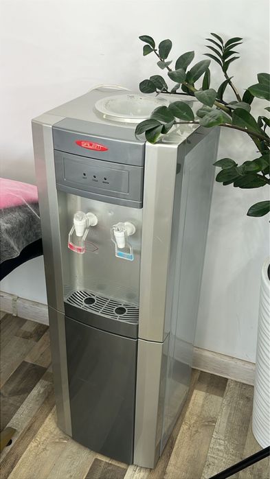 Диспенсер для воды