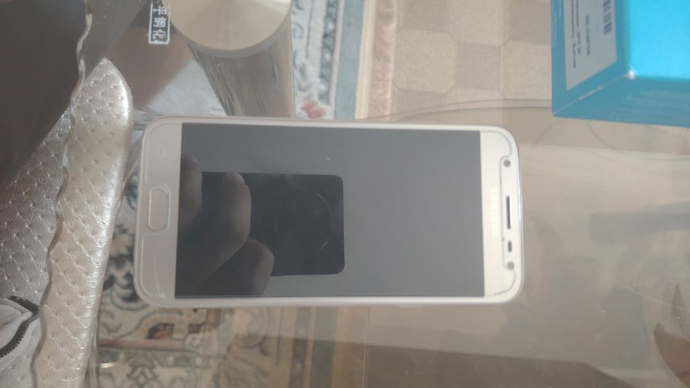 Продам Самсунг джи3 2016