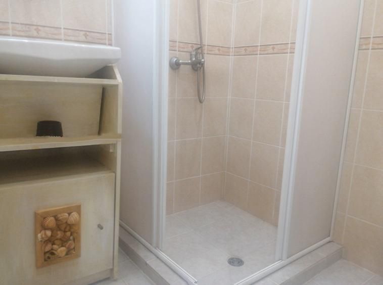 Дава се под наем Четиристаен апартамент в София, Център - 96 кв.м за 850 € - Снимка #9